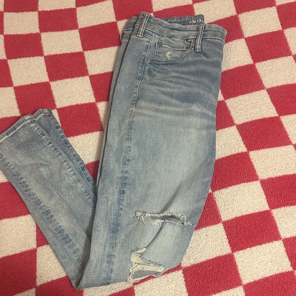 American Eagle Outfitters Women's Faded Blue Ripped Skinny Jeans
